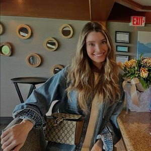 Meet your Posher, Skye